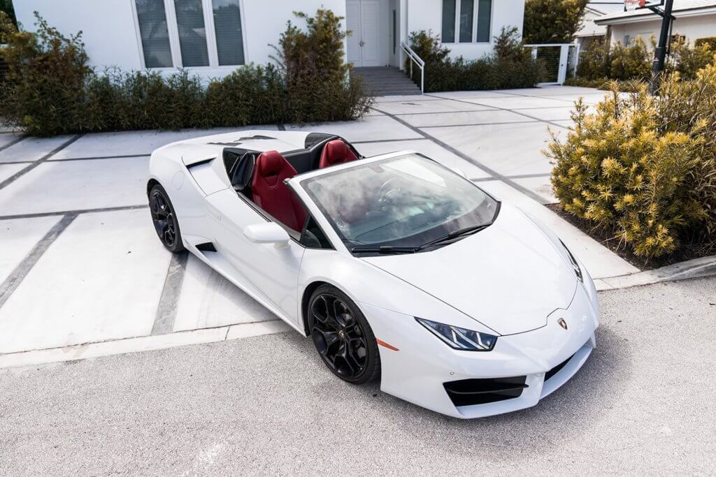 Lamborghini Huracan Spyder (white) 1
