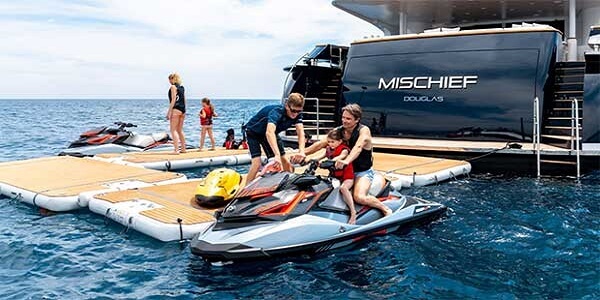 Inflatable Yacht Float