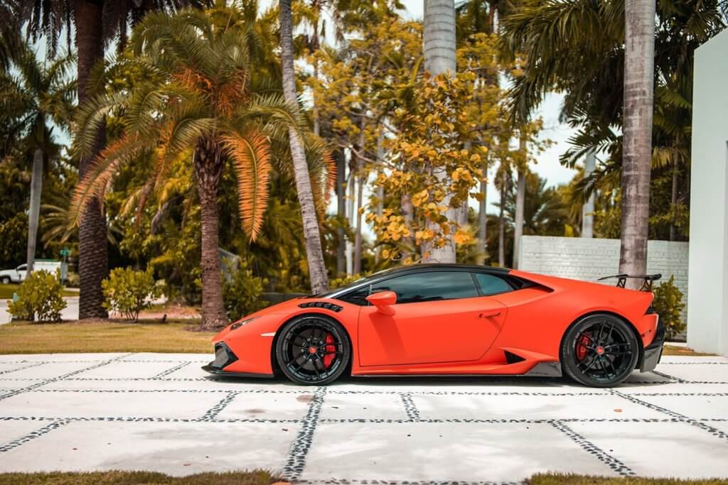 Lamborghini Huracan Vorsteiner (orange) 2