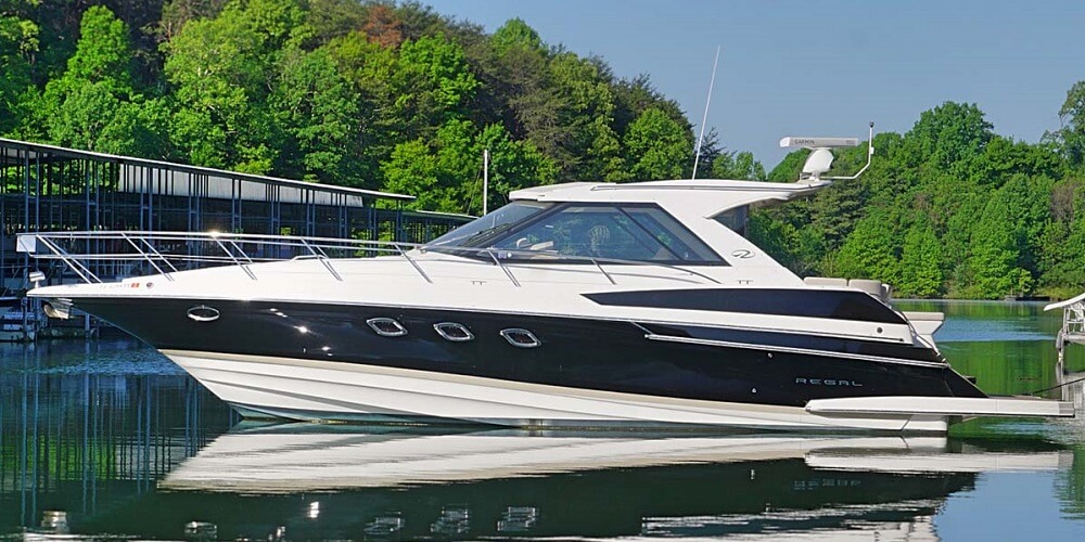 Regal 46 Sport Coupe Yacht Review