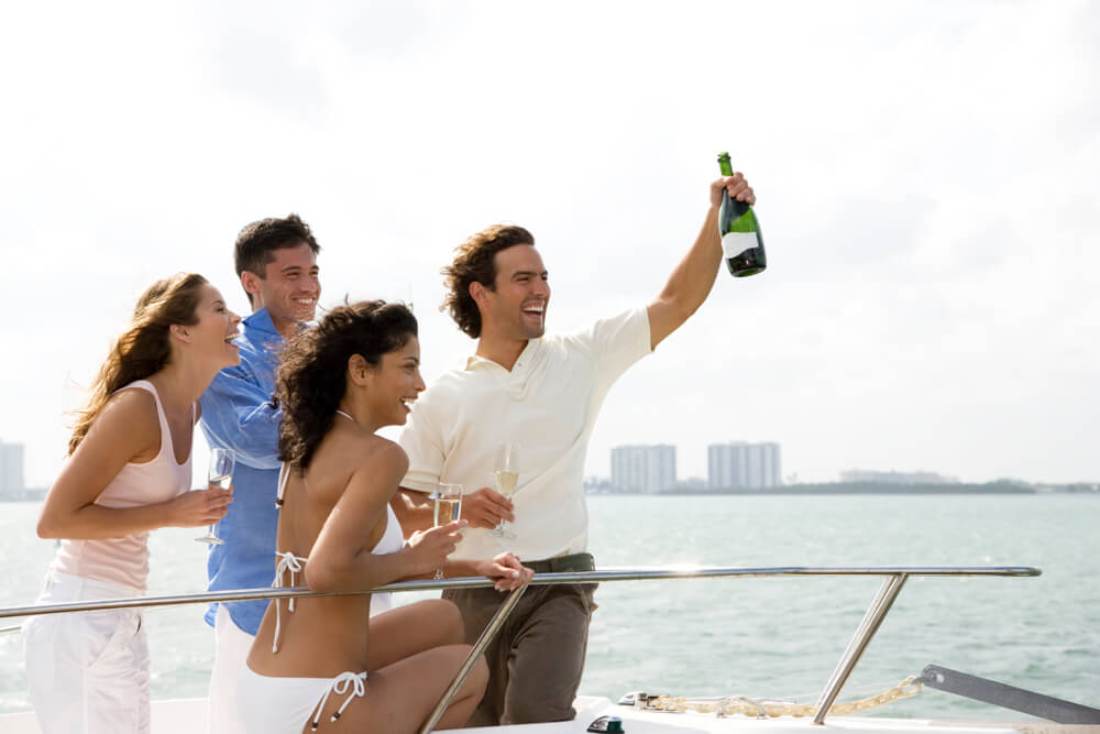 yacht charter in Miami